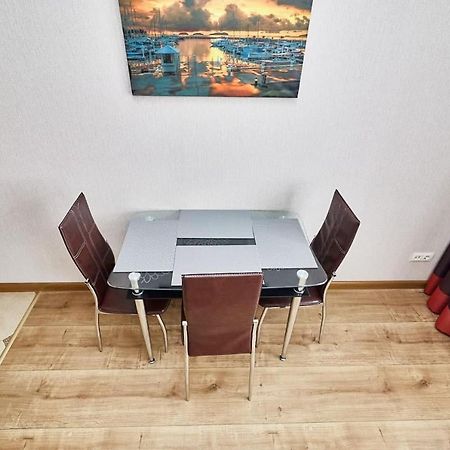 Ultracentral Spacious Apartment Chisinau Exterior photo