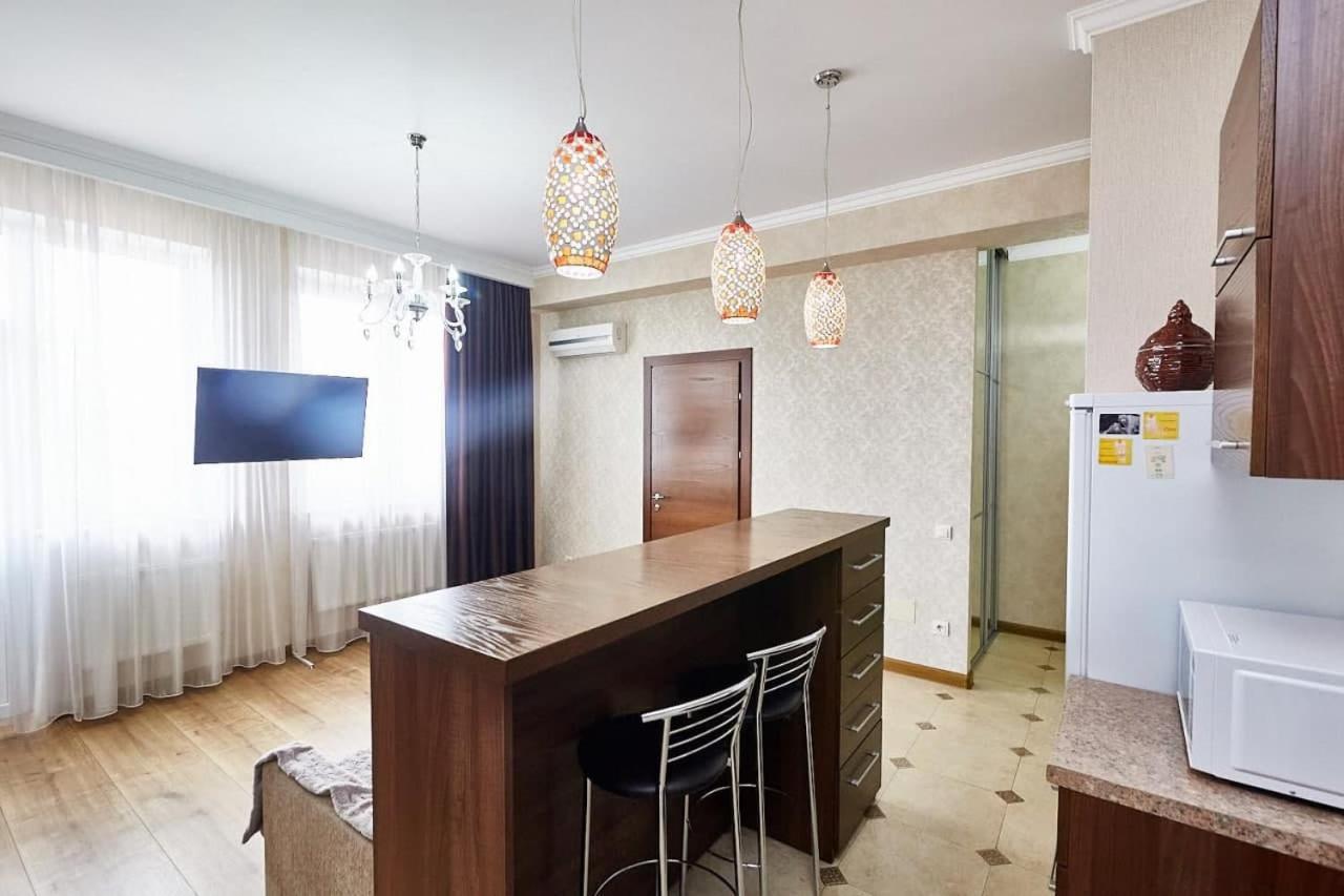 Ultracentral Spacious Apartment Chisinau Exterior photo